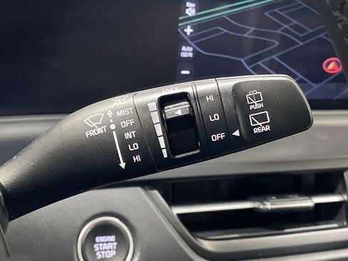 Used 2024 Kia Seltos SX w/ SX Sunroof Package image 35