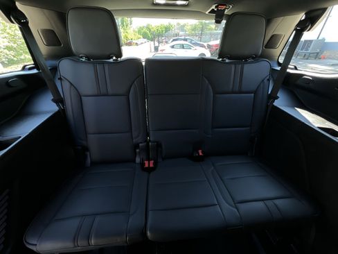 Used 2021 Chevrolet Tahoe RST w/ Luxury Package AWD/4WD image 41