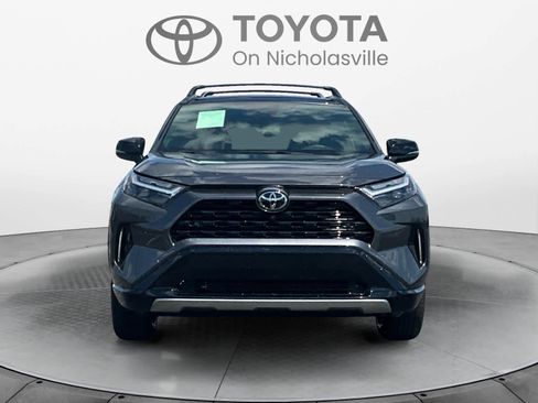Used 2025 Toyota RAV4 XSE w/ Advanced Technology Package AWD/4WD image 8