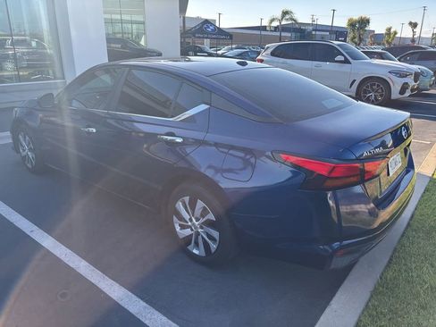 Used 2020 Nissan Altima 2.5 S FWD image 4