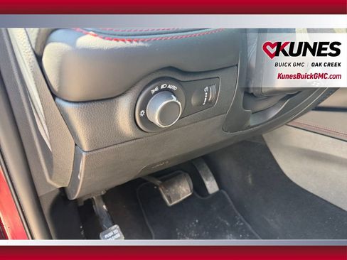 Used 2025 Dodge Durango R/T AWD/4WD image 19