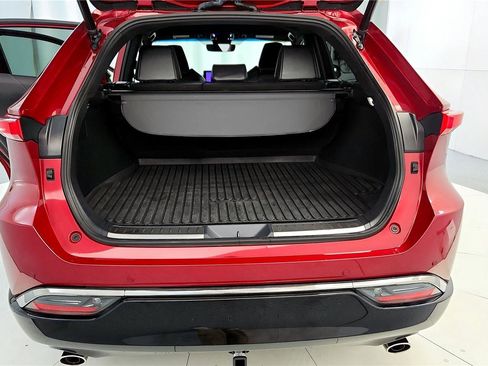 Certified 2023 Toyota Venza Nightshade image 20