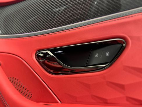 New 2025 Bentley Flying Spur Plug-In Hybrid AWD/4WD image 40