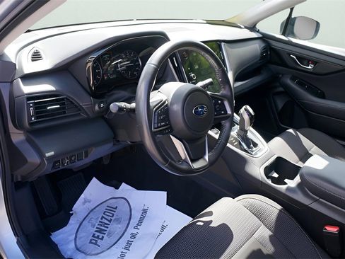 Used 2023 Subaru Outback Premium image 14