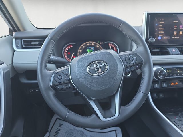 Used 2023 Toyota RAV4 XLE w/ Convenience Package AWD/4WD image 12