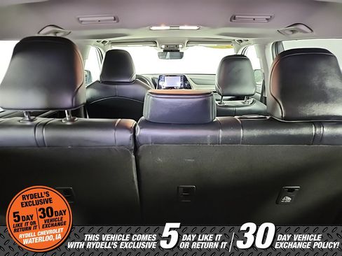 Used 2022 Toyota Highlander XLE image 13