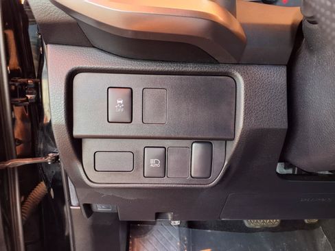 Used 2023 Toyota Tacoma SR5 RWD image 15