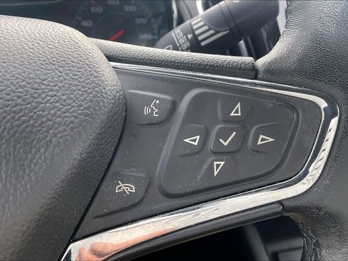 Used 2018 Chevrolet Cruze Premier image 14