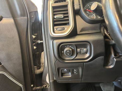 Used 2021 RAM 1500 Laramie AWD/4WD image 16