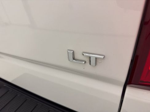 Used 2023 Chevrolet Silverado 1500 LT Trail Boss w/ Protection Package image 14