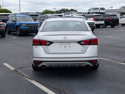 Used 2020 Nissan Altima 2.5 Platinum FWD image 8