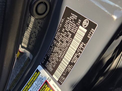 Used 2025 Toyota Camry LE image 19