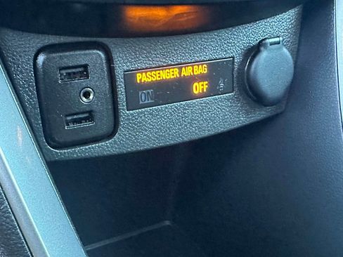 Certified 2022 Chevrolet Trax LT w/ LT Convenience Package image 13