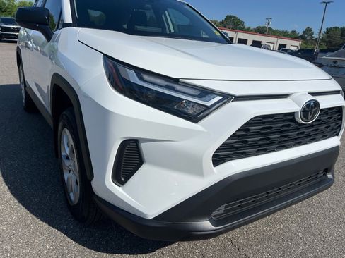 Certified 2025 Toyota RAV4 LE AWD/4WD image 28
