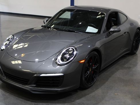 Used 2019 Porsche 911 Carrera 4S image 8