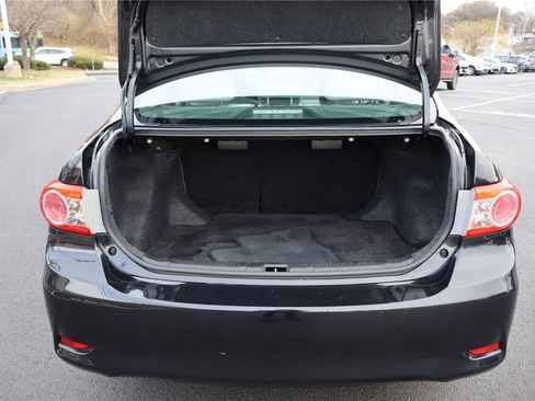 Used 2013 Toyota Corolla LE image 5