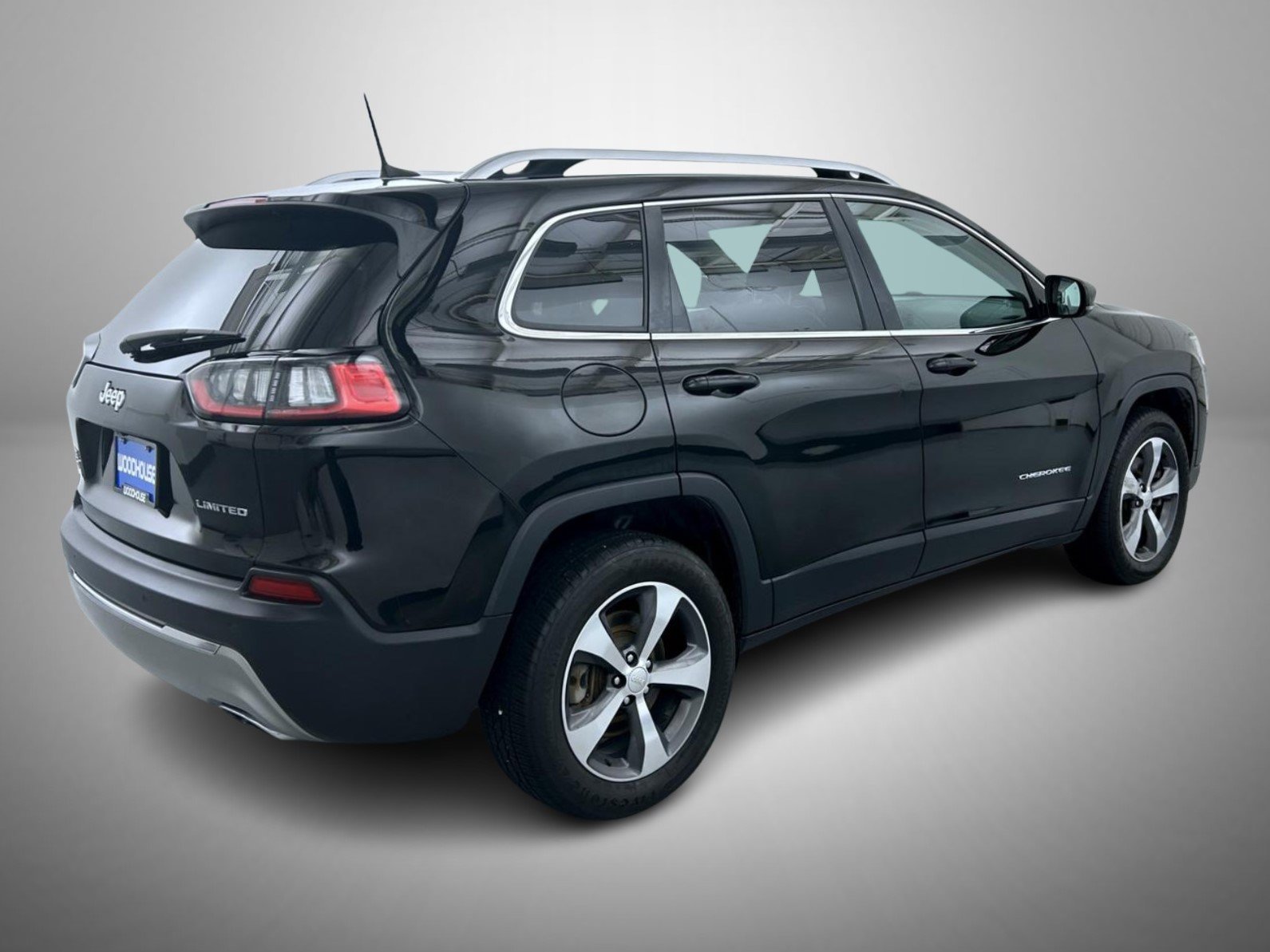 Used 2019 Jeep Cherokee Limited AWD/4WD image 5