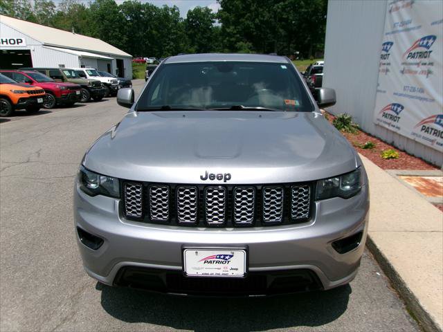 Certified 2021 Jeep Grand Cherokee Laredo X AWD/4WD image 4