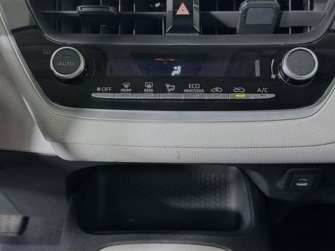 Used 2024 Toyota Corolla LE image 22