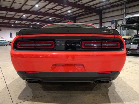 Used 2021 Dodge Challenger SRT Super Stock RWD image 7