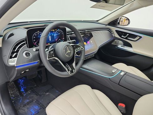 New 2027 Mercedes-Benz E 450 4MATIC Sedan image 10