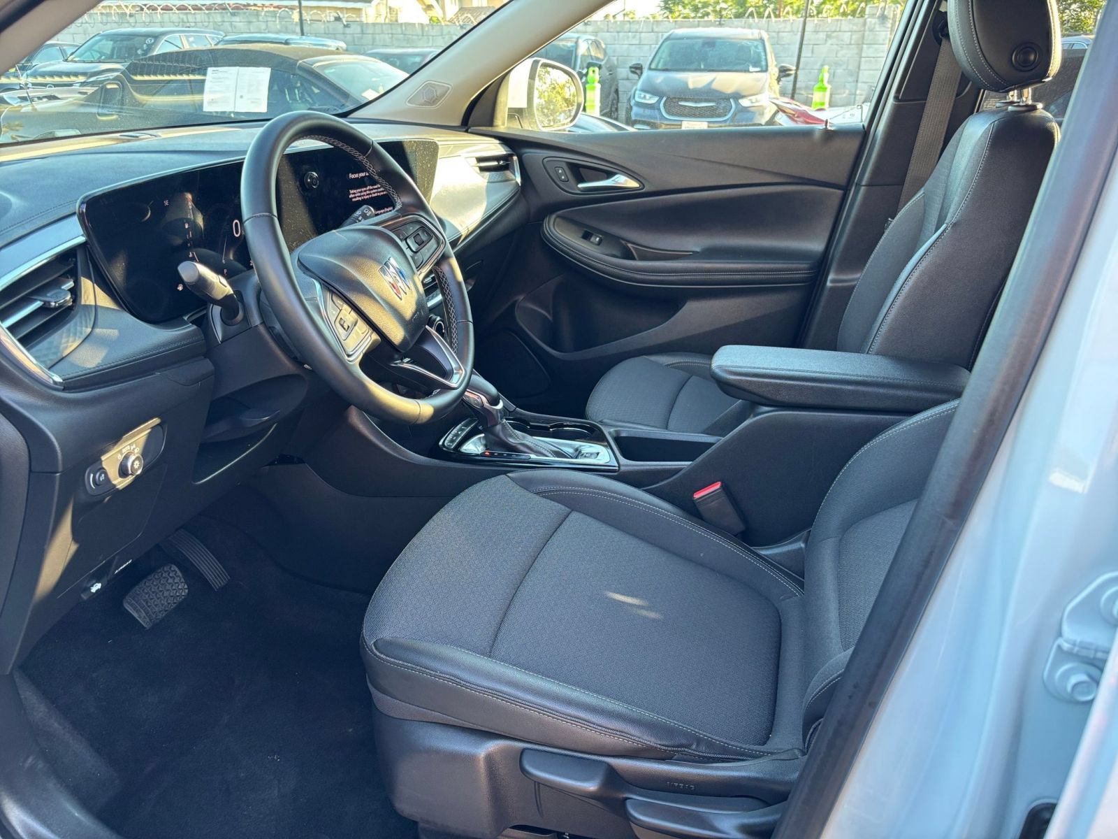 Used 2025 Buick Encore GX Preferred AWD/4WD image 26