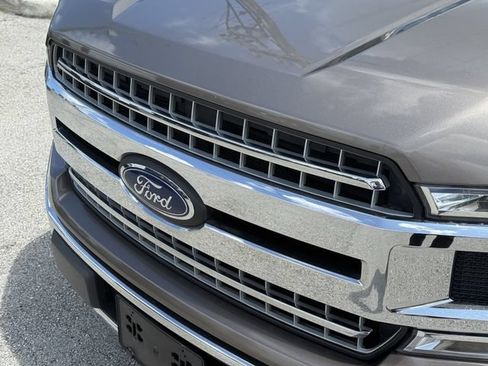 Used 2019 Ford F150 XLT w/ Equipment Group 302A Luxury RWD image 6