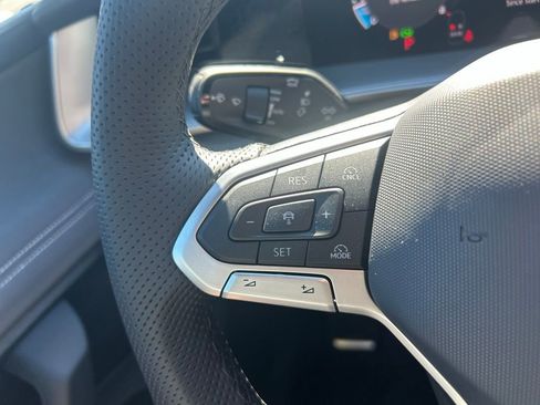 New 2026 Volkswagen Tiguan SE R-Line image 21