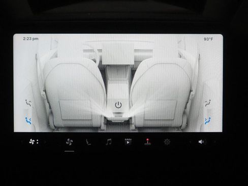 Used 2026 Tesla Model Y Long Range AWD/4WD image 25