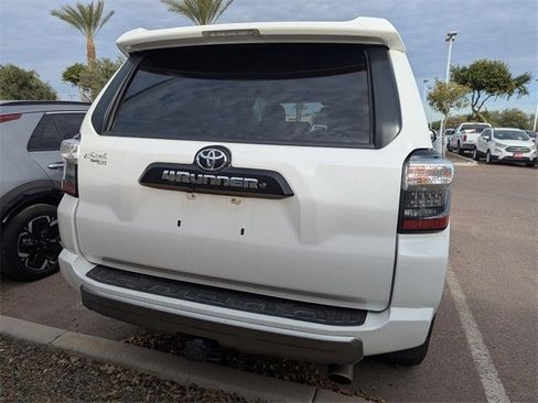 Used 2019 Toyota 4Runner 4WD image 5