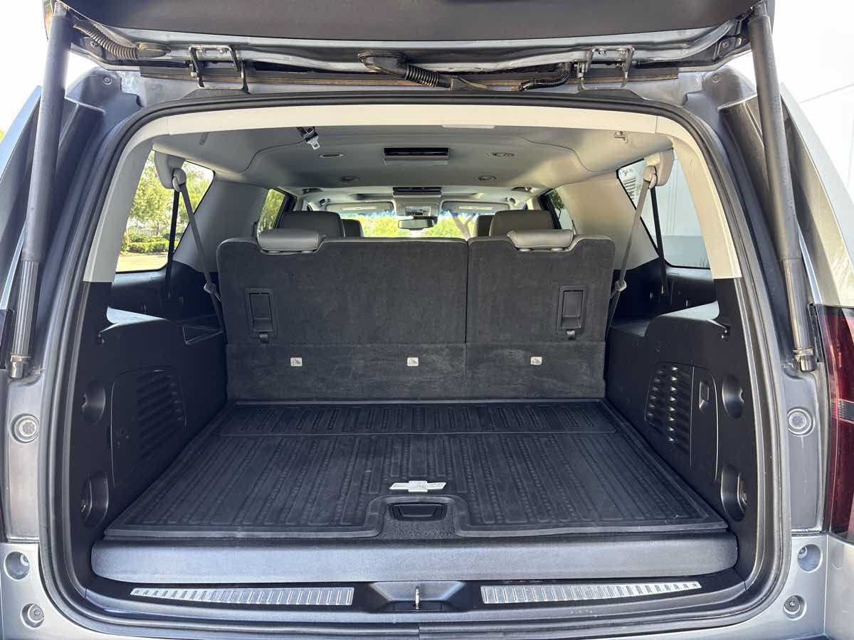Used 2019 Chevrolet Suburban LT AWD/4WD image 10