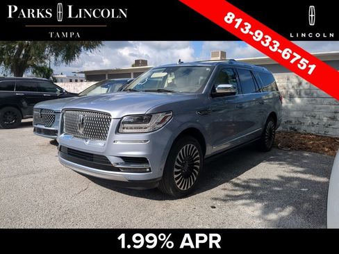 Used 2021 Lincoln Navigator L Black Label w/ Cargo Convenience Package AWD/4WD image 10