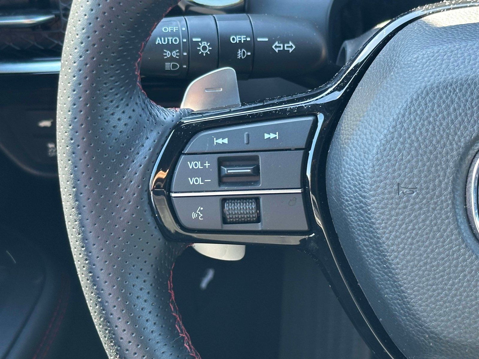 Used 2025 Acura ADX A-Spec FWD image 23