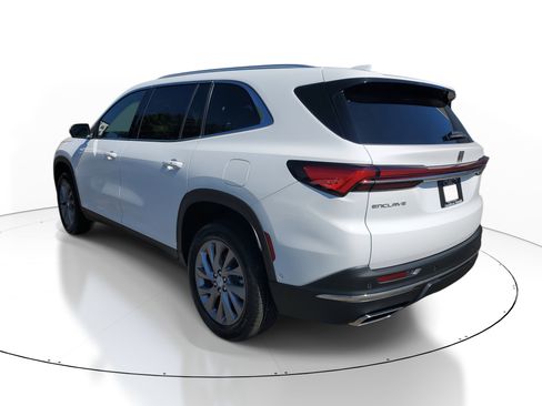 New 2026 Buick Enclave Preferred w/ Super Cruise Package image 4