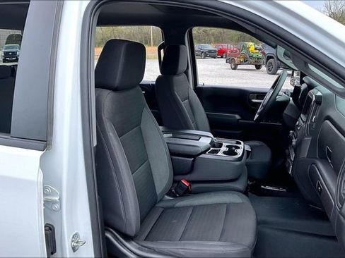 Used 2025 Chevrolet Silverado 1500 Custom Trail Boss w/ LPO, Dark Essentials Package AWD/4WD image 30