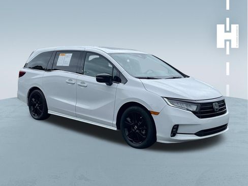 Used 2023 Honda Odyssey Sport image 1