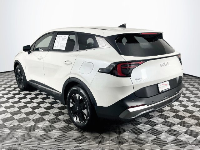 Used 2026 Kia Sportage LX FWD image 7