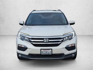 Used 2018 Honda Pilot Touring video 2