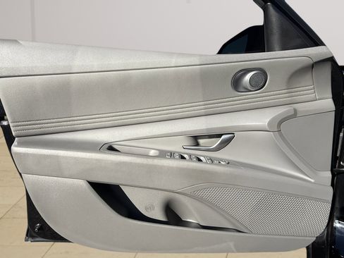 Used 2022 Hyundai Elantra SEL w/ Convenience Package image 24