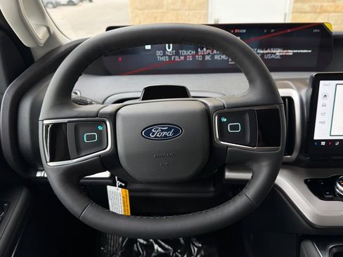 New 2026 Ford Expedition Active RWD image 42