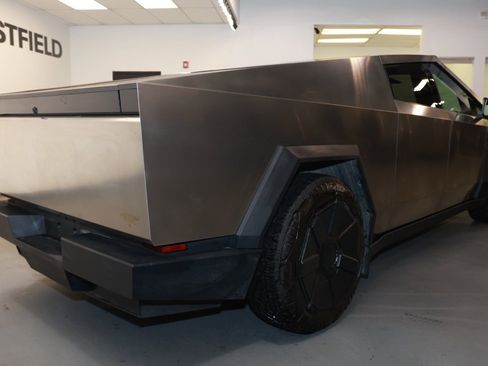 Used 2024 Tesla Cybertruck Cyberbeast image 7