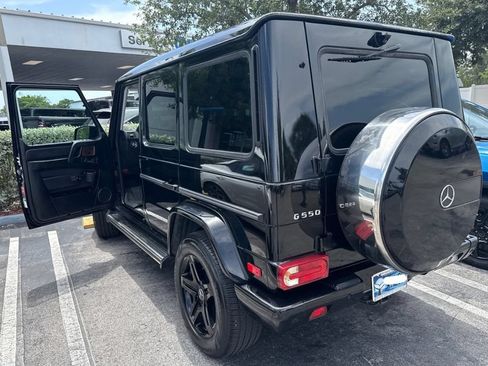 Used 2017 Mercedes-Benz G 550 image 4