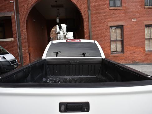 Used 2020 Toyota Tundra SR5 image 39