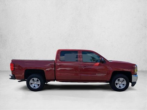 Used 2018 Chevrolet Silverado 1500 LT w/ All Star Edition image 4