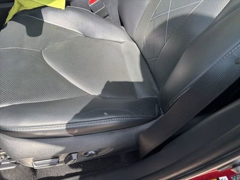 Used 2023 Toyota Highlander Platinum image 9