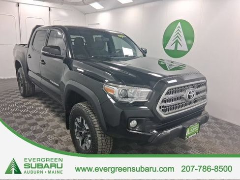 Used 2017 Toyota Tacoma TRD Off-Road w/ Tow Package (A/T) AWD/4WD image 1