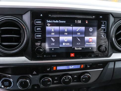 Used 2019 Toyota Tacoma Limited image 20