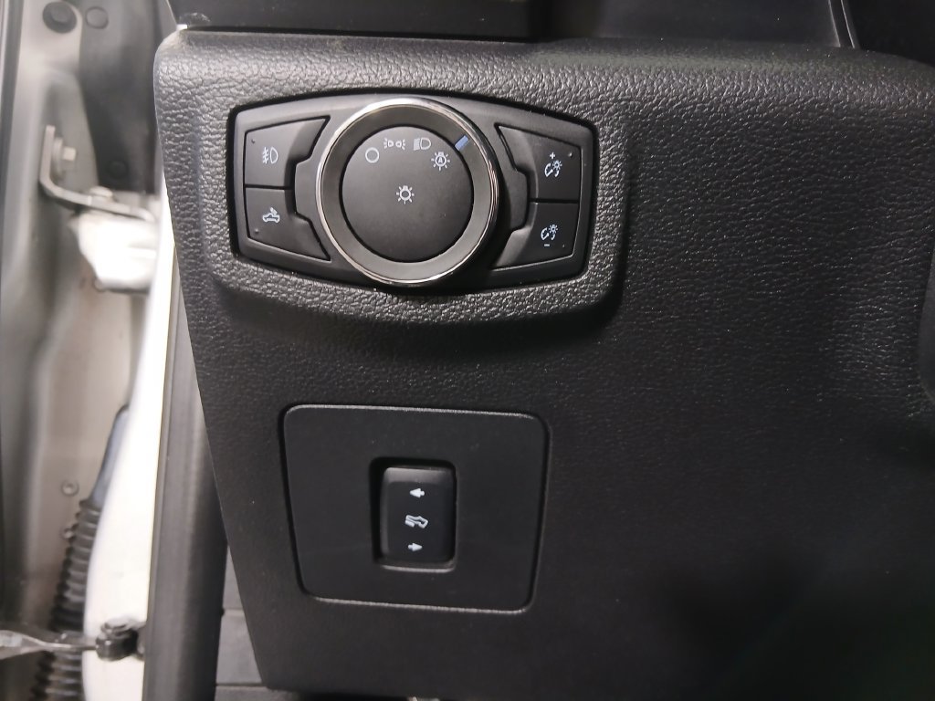 Used 2016 Ford F150 XLT w/ Equipment Group 302A Luxury AWD/4WD image 28
