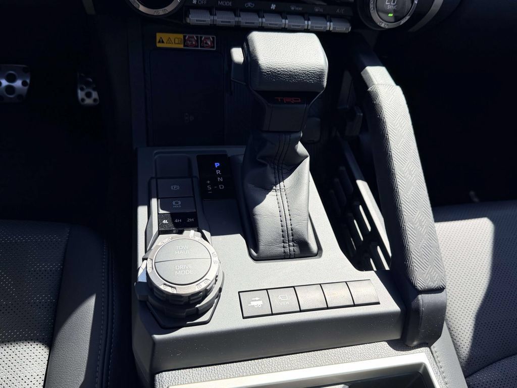Certified 2025 Toyota Tacoma TRD Sport w/ TRD Sport Premium Package AWD/4WD image 6