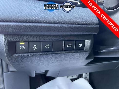 Certified 2025 Toyota Camry SE image 21